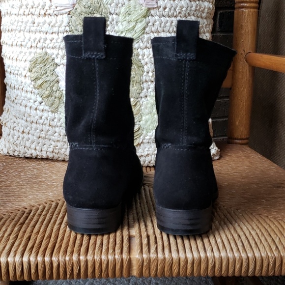 Frye Shoes Frye Cara Black Suede Short Boots 75 Poshmark Frye Shoes Frye Cara Black Suede Short Boots 75 Poshmark